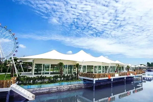 裁剪設計對北京張拉膜形態(tài)與建造的影響至關(guān)重要